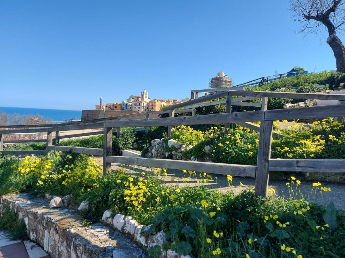 I Tre Marchi Rooms Camera Sabbia Termoli Exteriör bild