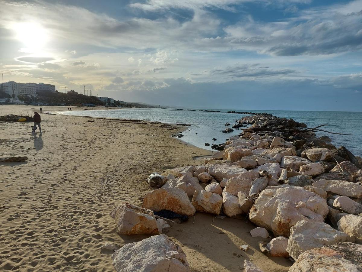 I Tre Marchi Rooms Camera Sabbia Termoli Exteriör bild