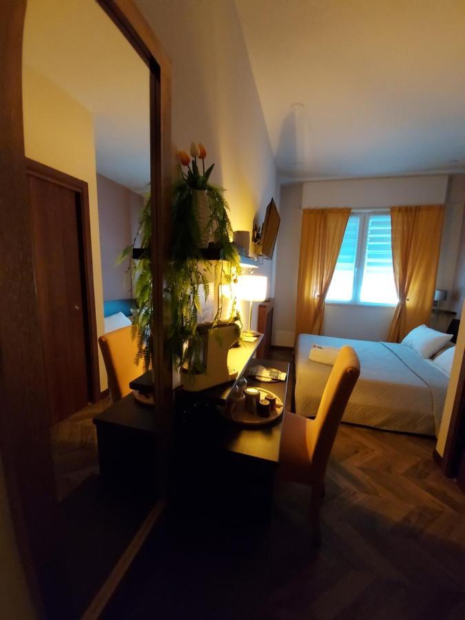 I Tre Marchi Rooms Camera Sabbia Termoli Exteriör bild