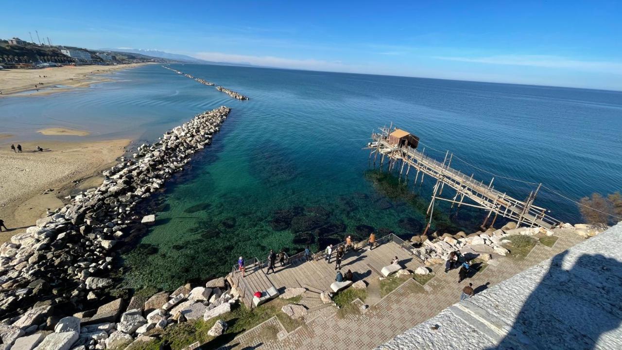 I Tre Marchi Rooms Camera Sabbia Termoli Exteriör bild